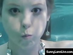 free video gallery scuba-sucking-sunny-lane-blows-a-hawkshaw-underwater
